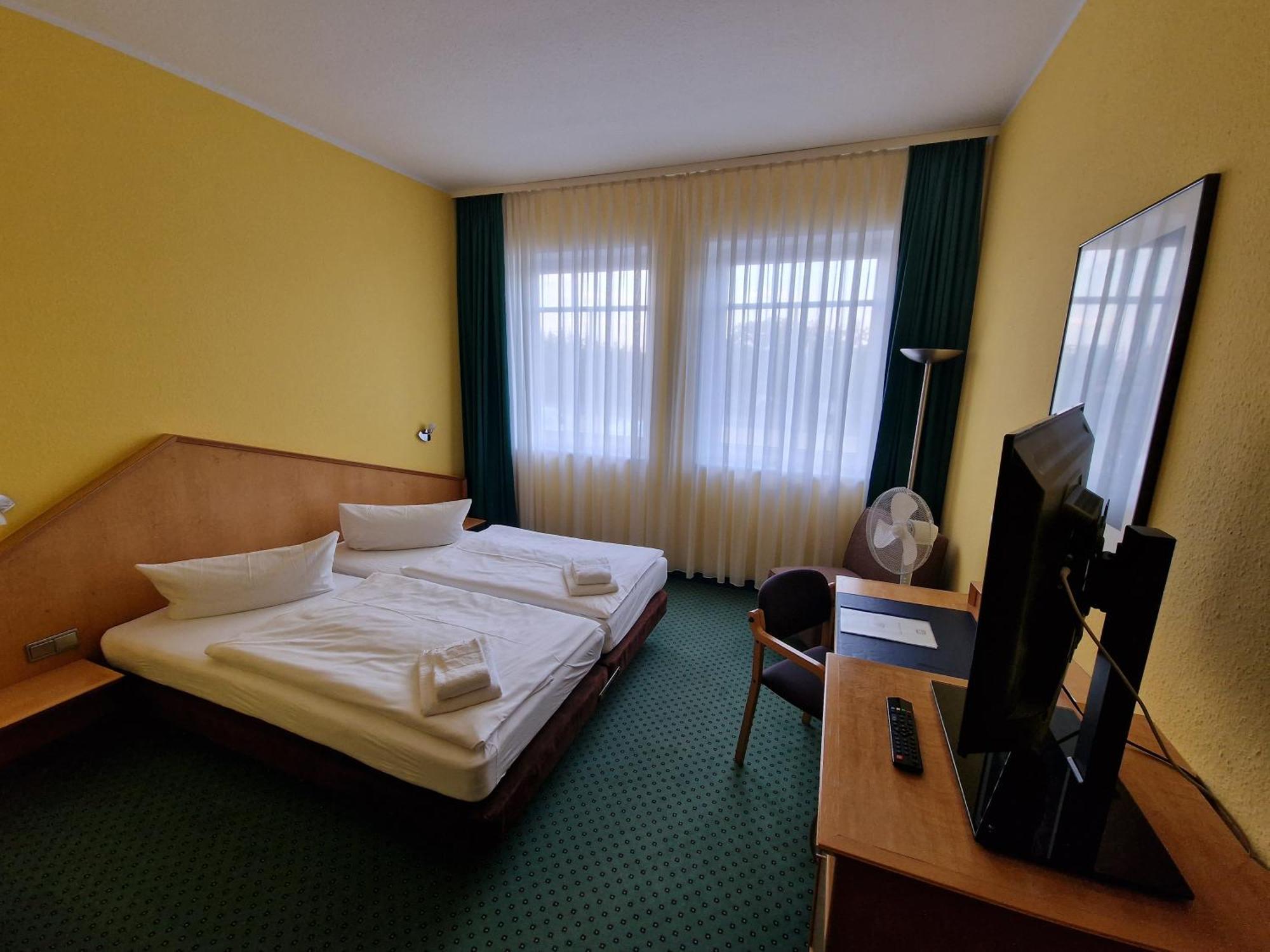 Hotel A2 Schopsdorf  Bagian luar foto